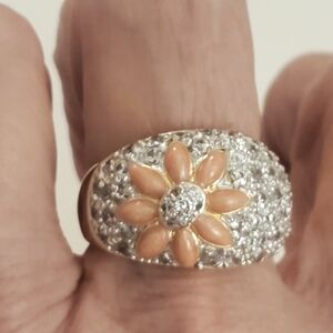 Stunning 925 Sterling Silver Cz Flower Ring